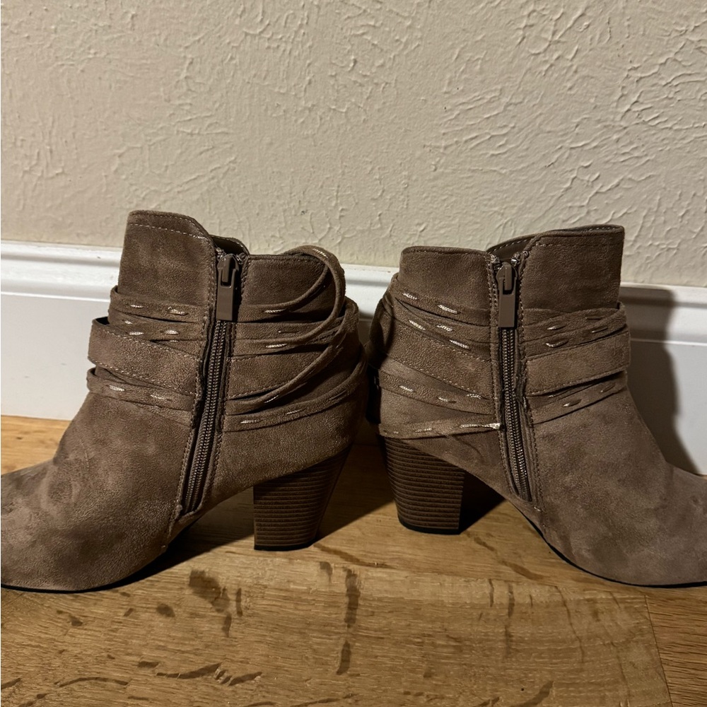 Brown Bootie - Picture 5 of 9